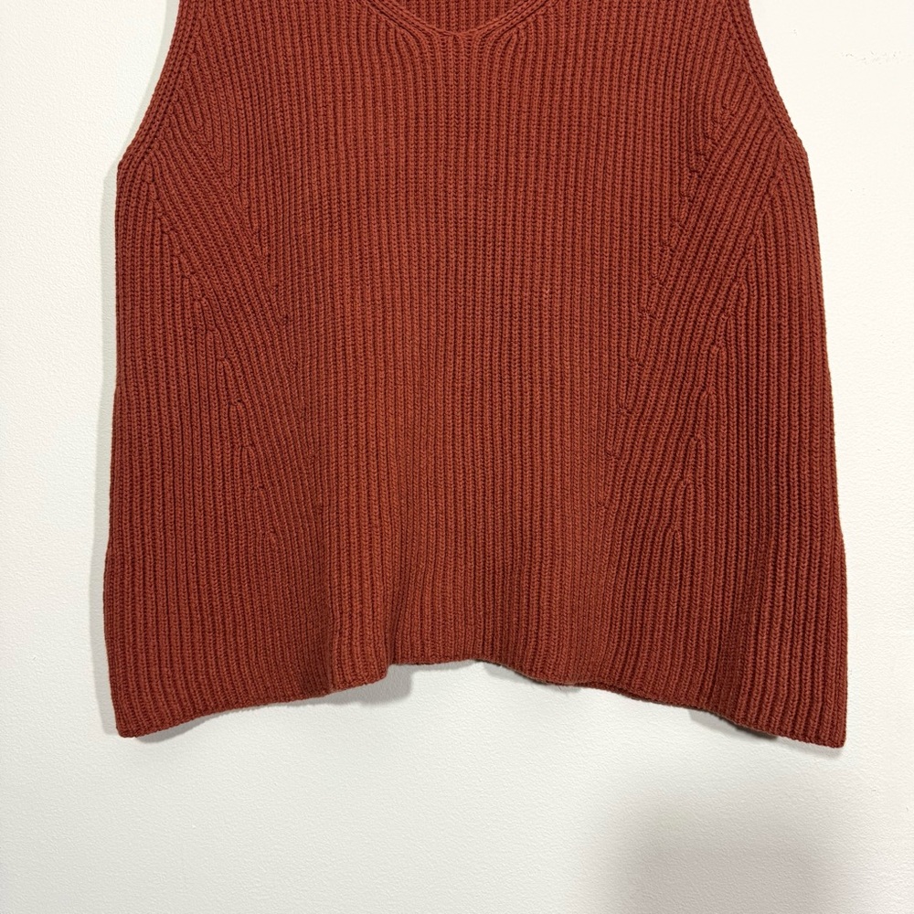 Vince Rust Ribbed Knit Tank Top - Picture 3 of 13
